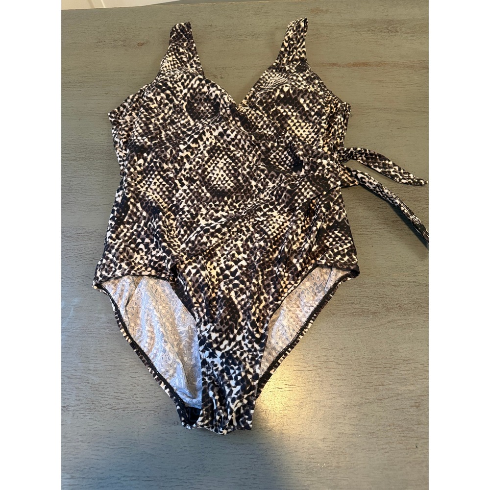 Shore Shapes One Piece Swimsuit W Brown Black V-Neck size 16